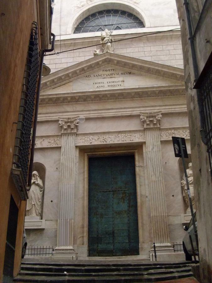 Apartamento La quiete in centro storico Génova Exterior foto